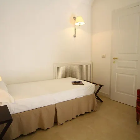 Готель Palazzo Cavalieri 4*